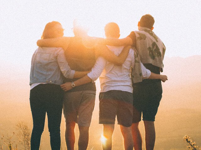 Che cos'è l'amicizia Che cos'è l'amicizia
