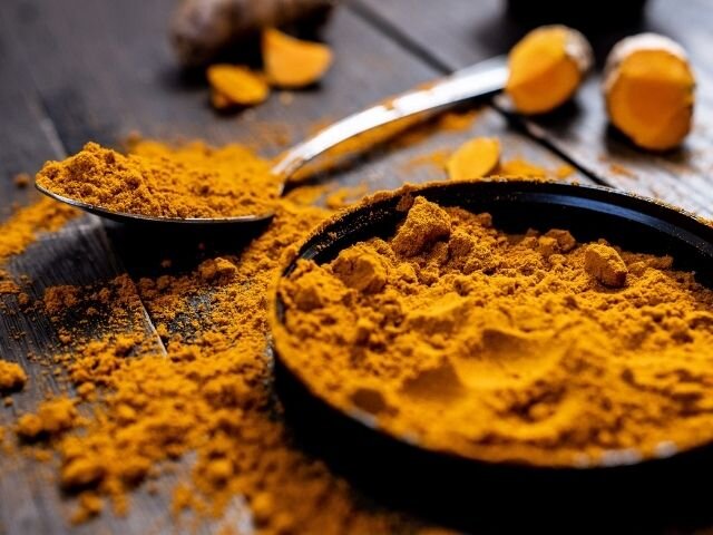 proprietà della curcuma proprietà della curcuma